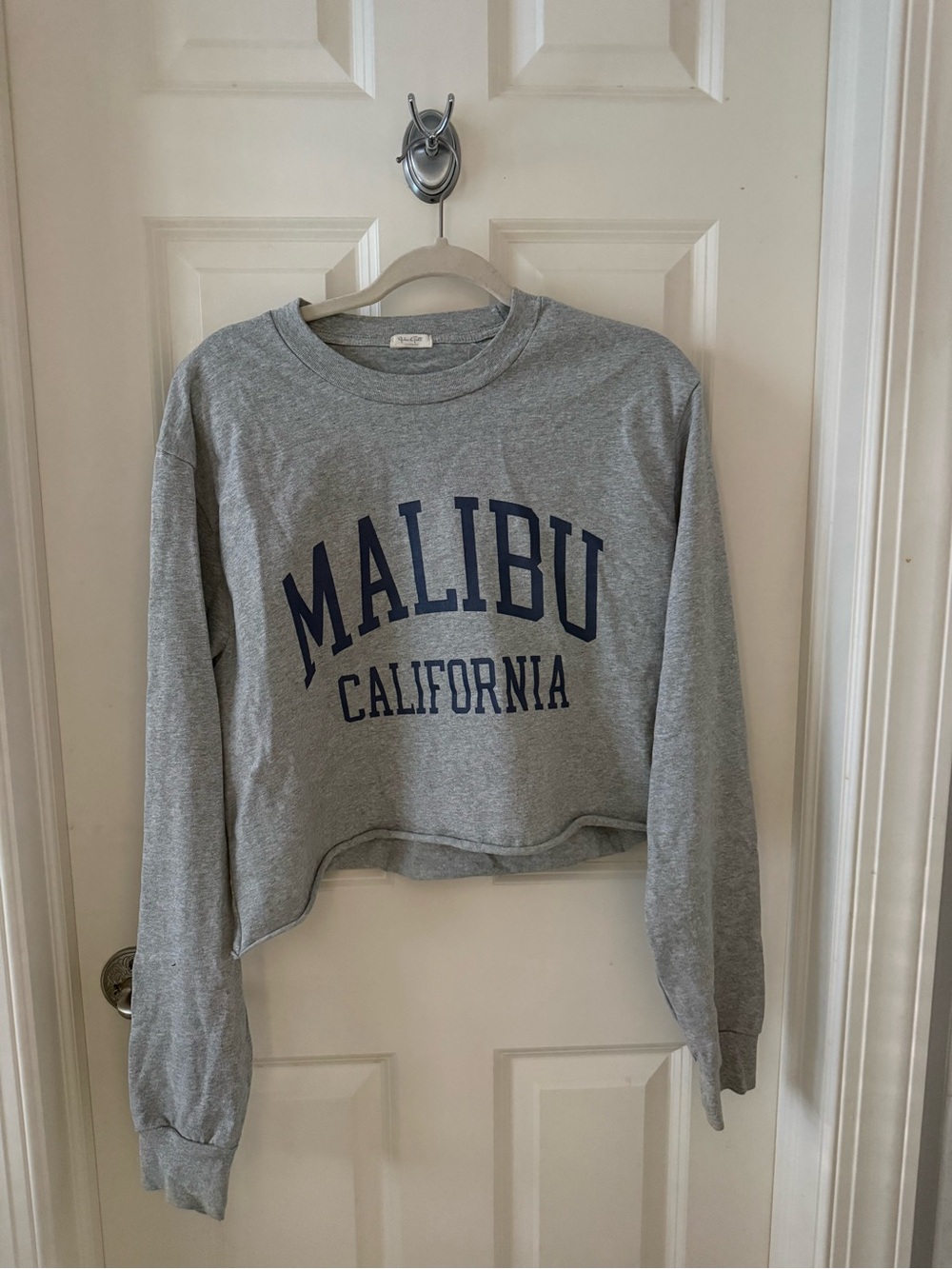 Brndy Melville Cropped Crew Neck